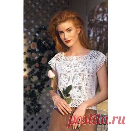 This cool crochet crop top stitched with cotton thread will add a touch of romance to any wardrobe. The sweet rose design can be worn with a skirt for a dressy look or paired with jeans for a more casual appearance. Either way, it's sure to become a fashionable favorite.