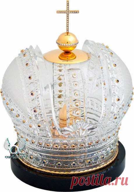 Kopolevskie regalia Crown of the Russian Empire - the regalia of Russian emperors, some of which are stored in the Kremlin Museum
