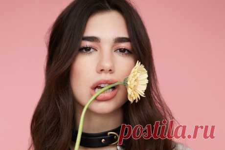Дуа Липа (Dua Lipa) — английская поп-певица и автор песен