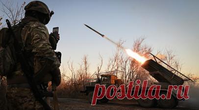 Уничтожено три миномётных расчёта: российские войска отразили четыре контратаки на Купянском направлении. Военнослужащие ВС России отразили четыре контратаки на Купянском направлении, сообщил начальник пресс-центра группировки войск «Запад» Сергей Зыбинский. По его словам, потери ВСУ составили 35 человек, шесть взяты в плен. Кроме того, подразделения группировки войск «Центр» нанесли поражение штурмовой группе «Азова»*. Также в военном ведомстве сообщили о перехвате и уничтожении 33 украинских…