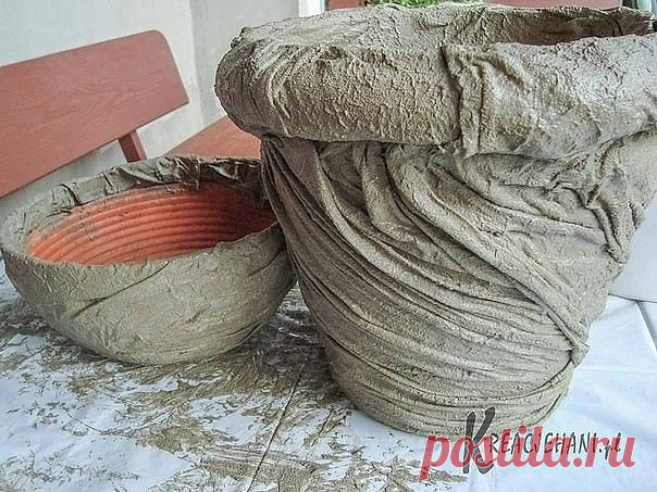Она замочила полотенце в цементе...