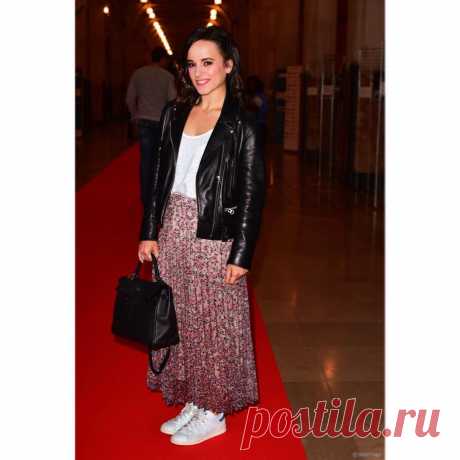 Alizee LIVE