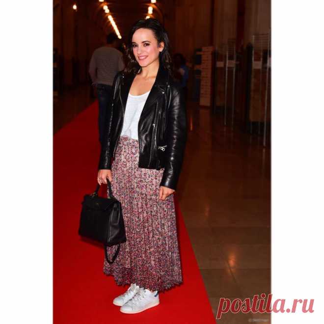 Alizee LIVE