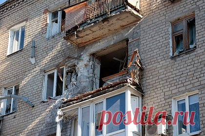Раскрыта ситуация в ДНР на Авдеевском направлении. Тяжелые бои на авдеевском направлении идут в направлении села Опытное и Водяное. Об этом сообщил офицер 1-й Славянской бригады с позывным «Чиж». Это способствует дальнейшему продвижению к южной окраине Авдеевки и взятию ее под полный контроль.