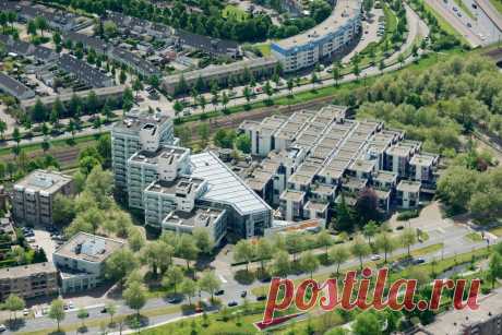 MVRDV reveals plans to convert Centraal Beheer into housing district Dutch architecture studio MVRDV has unveiled its plans to transform Herman Hertzberger’s Centraal Beheer building in the Netherlands into a residential district with over 650 homes.