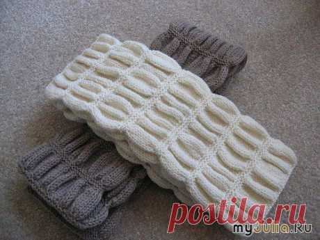 Симпатичный шарфик спицами.