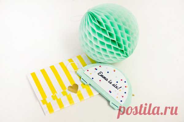 DIY Honeycomb Party Invitations