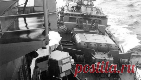 Плата за наглость: как наш сторожевик протаранил корабль ВМС США в Черном море