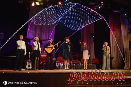 Главное - не потерять отношения с Музой. Как прошел юбилейный вечер солигорского гитариста Александра Киселева