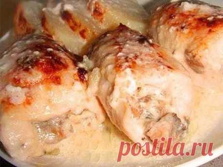 ТОП-5 вкусных рецептов мясных блюд 
Куриные рулеты с грибами в сливках
Продукты:
Куриная грудка — 1 шт
2. Шампиньоны — 200 гр
3. Сливочное масло
4. Растительное масло
5. Молотый мускатный орех
6. Голландский сыр
7. Картофель
8. Сливки …