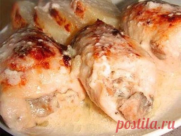 ТОП-5 вкусных рецептов мясных блюд 
Куриные рулеты с грибами в сливках
Продукты:
Куриная грудка — 1 шт
2. Шампиньоны — 200 гр
3. Сливочное масло
4. Растительное масло
5. Молотый мускатный орех
6. Голландский сыр
7. Картофель
8. Сливки …