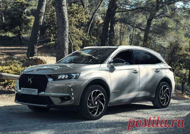 DS 7 Crossback E-Tense 4x4 2019 – топовая версия гибридного кроссовера - цена, фото, технические характеристики, авто новинки 2018-2019 года