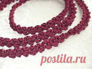 Красивый шнурок крючком..