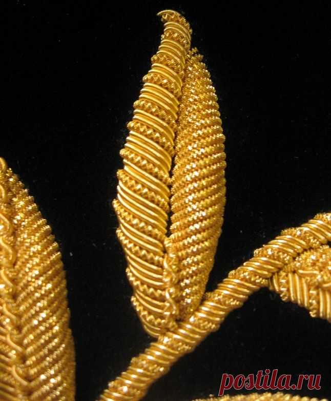 Bella Lane Specialist in Hand Embroidery - London :: Goldwork by Bella Lane - London