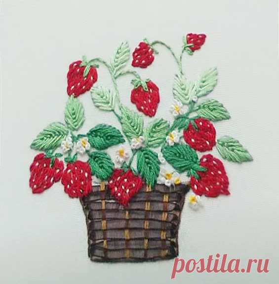 Как вышить корзину с клубникой