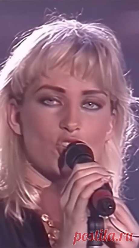 ace of base turn around best 90s musicДобро пожаловать на канал "Music of Nostalgia" — Ваше идеальное место для погружения в мир мелодий, которые навевают во...