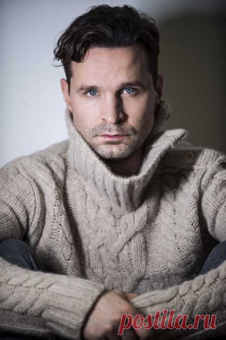 Виктор Добронравов