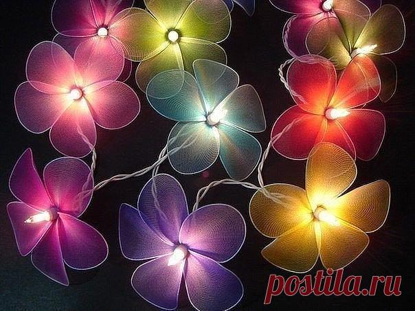 Букеты-ночники из капрона.

Как тебе?