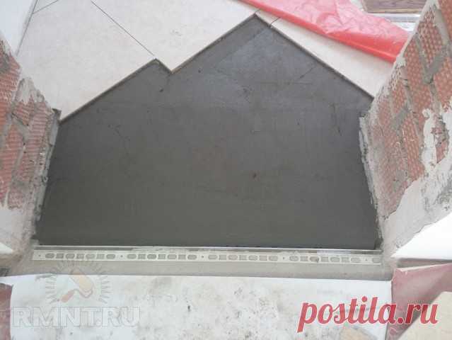 Советы плиточника: монтаж стыковочного бордюра плитки своими руками

Малозаметные нюансы и недоработки редко бросаются в глаза во время создания отделки. Но после завершения работ, при использовании помещения, бывают явно видны. Мы расскажем о том, как аккуратно и быстро провести завершающий этап работ.

Примыкание плитки и другого материала

Стыковка отделочных слоёв разного материала и структуры может стать проблемой, но не для опытного мастера. Решить её помогут переход...