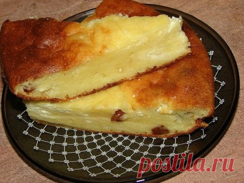 Безумно вкусная ЗАПЕКАНКА В МУЛЬТИВАРКЕ!

ИНГРЕДИЕНТЫ:

2 пачки творога+
3 яйца (можно 2 яйца, но с тремя яичками вкуснее)+
4 столовых ложки манки+
сахар (можно не жалеть), примерно, 3 столовых ложки+
150мл кефира

ПРИГОТОВЛЕНИЕ:

Все тщательно перемешиваешь. Я люблю в блендере замесить до консистенции сметаны . Минут 10 блендарю.

Выливаешь всю массу в кастрюльку и ставишь режим 