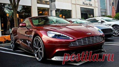 Aston Martin Vanquish