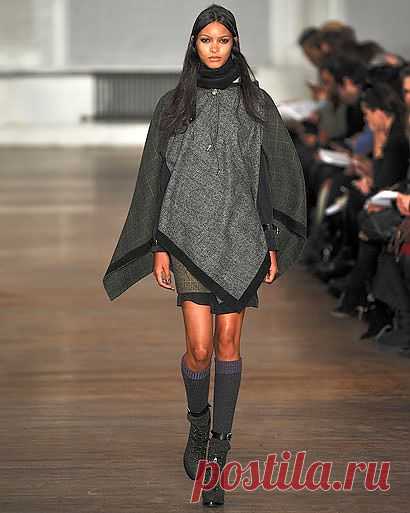 Самые стильные модели пончо из осенних коллекций | Мода