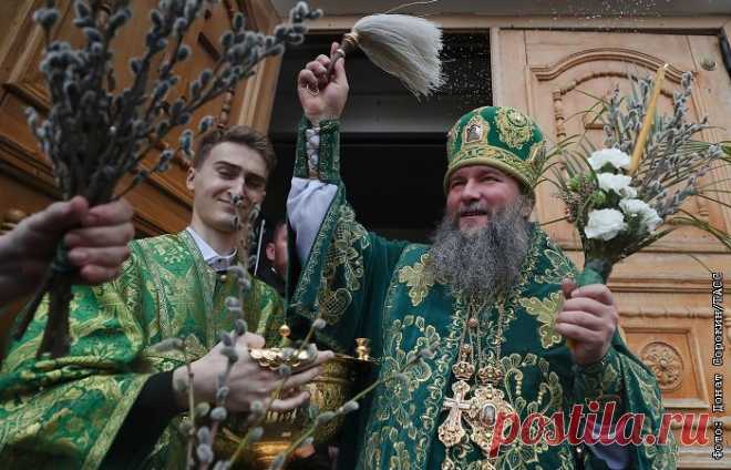 9-4-23-Православные отмечают Вербное воскресенье Православные верующие отмечают 9 апреля Вход Господень в Иерусалим, известный на Руси как Вербное воскресенье.
