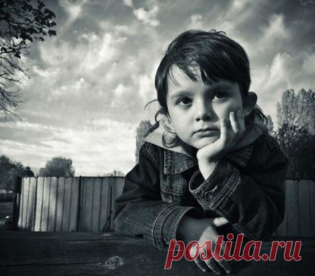 Ошибки родителей, основанные на страхе
В детстве мы часто обижались на родителей за то, что они нам все запрещали. Но, вот мы выросли, у нас появились собственные дети, и мы начали понимать собственных родителей. Чрезмерная любовь к чаду и страх за него, часто приводят к неправильному поведению и лишним запретам. Рассмотрим модели поведения, к которым вы приходите из-за чувства страха. […]
Читай пост далее на сайте. Жми ⏫ссылку выше