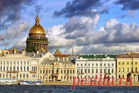 Предлагаем всем гостям и жителям Санкт-Петербурга совершить прогулку на теплоходе по рекам и каналам города. Вы проедете по основным водным артериям Петербурга: реке Мойке, реке Фонтанке, по каналу Грибоедова (Екатерининскому), Крюкову каналу, реке Пряжке. 
Прогулка на катере по рекам и каналам Петербурга  от  Александра С. | Исторические и архитектурные экскурсии, обзорные экскурсии, самые популярные экскурсии по Санкт-Петербургу  | Экскурсии по Санкт-Петербургу и России на сайте Sputnik8.com