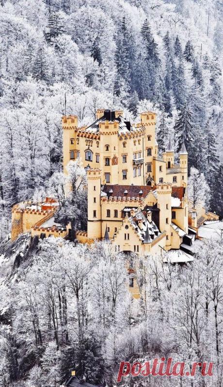 The Scenic Castle of Hohenschwangau in Germany. Bavaria | Interesting Places and Gorgeous Nature.