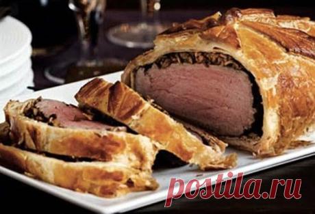 Огромный кусок мяса на всю неделю: говядина Веллингтон | Люблю Себя