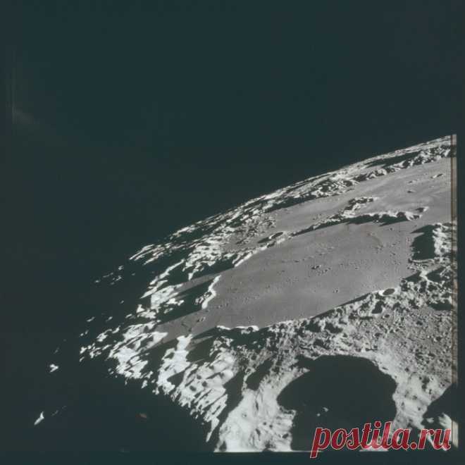 ФОТО: Лунные кратеры | Forbes.ru