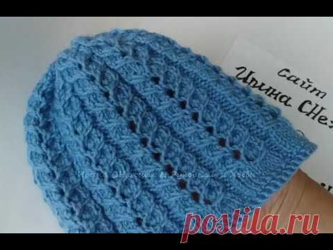 Простая ажурная шапочка спицами