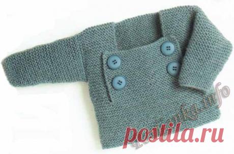 Пуловер для малышей с воротом каре.