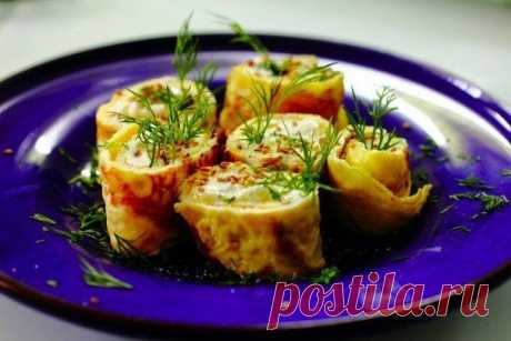 Яичные роллы со сливочным сыром и кунжутом