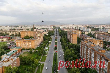 В горах Северной Осетии прошел концерт по случаю юбилея Рахманинова. В горах Северной Осетии прошел концерт хоровой музыки по случаю празднования 150-летия со дня рождения русского композитора, пианиста и дирижера Сергея Рахманинова. Об этом сообщает портал «Это Кавказ». Хор исполнил «Всенощное бдение», которое считается одним из самых значимых произведений русской духовной музыки.