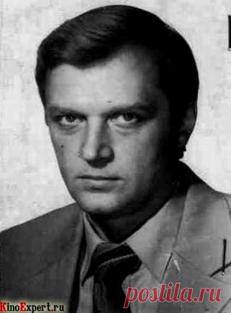Александр Мартынов