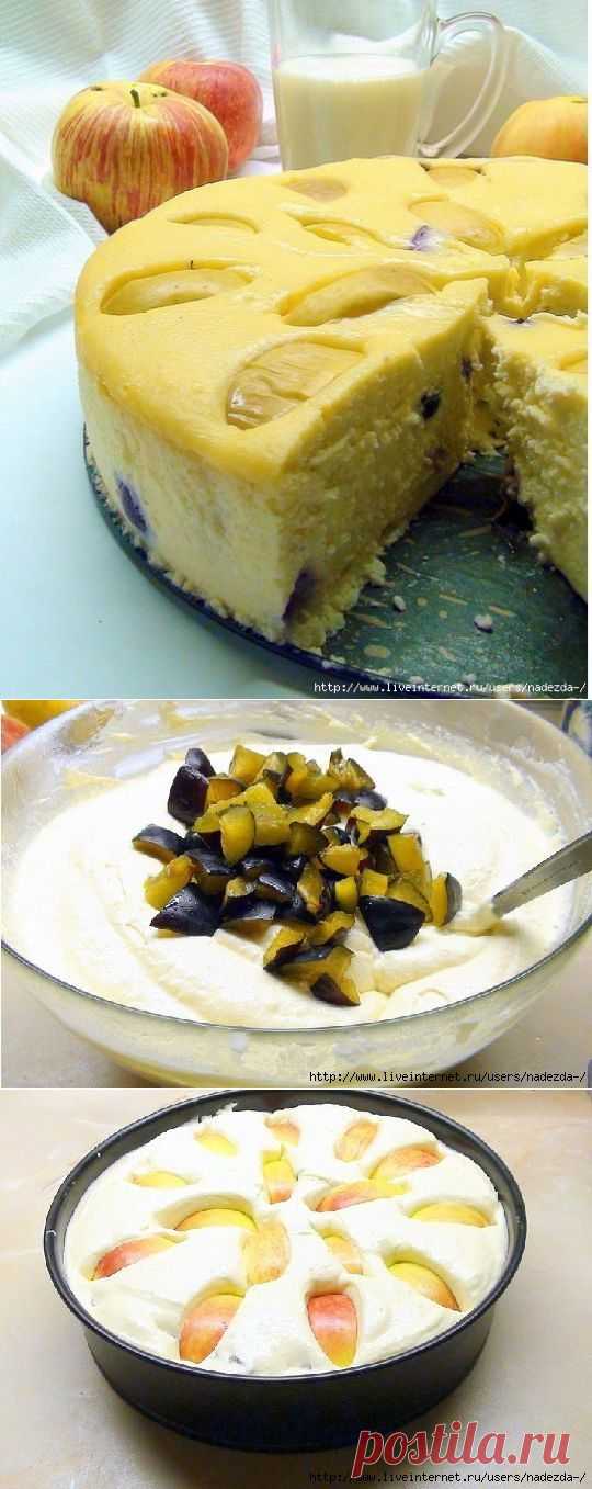 Воздушная творожная запеканка с черносливом и яблоками.
