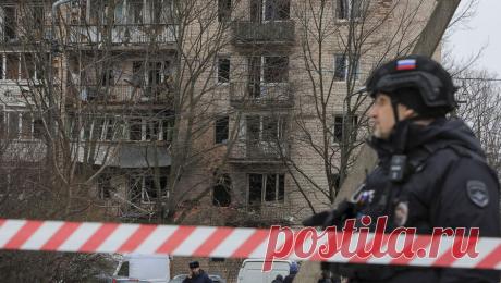 Пострадавшие при ЧП в Петербурге получат компенсации. Жители дома на Пискаревском проспекте в Красногвардейском районе Санкт-Петербурга, пострадавшие в результате чрезвычайного происшествия, получат компенсации от властей города. Об этом заявил губернатор Петербурга Александр Беглов, передает ...