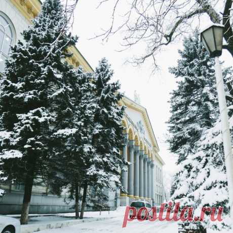 КАКОЙ СЕГОДНЯ ПРАЗДНИК? 6 Февраля 2016 г. – Суббота • Международный день бармена • День ступенек и лестниц • Праздник мыслей • День Новой Зеландии 176 лет • День Боба Марли - Ямайка • Именины у Ксении, Герасима, Иоанна, Тимофея, Агапия, Македония • Аксиньин день