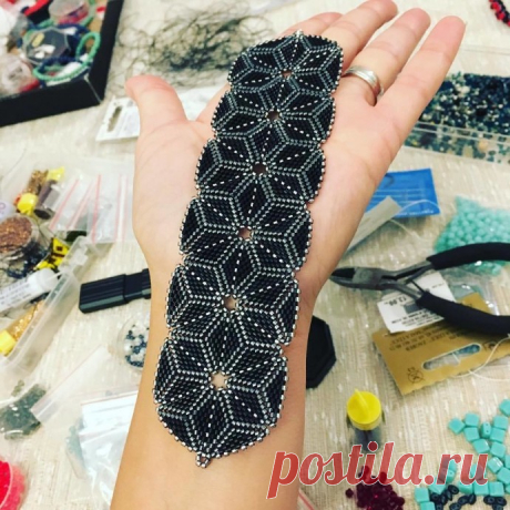 ​Впечатляющая геометрия из бисера