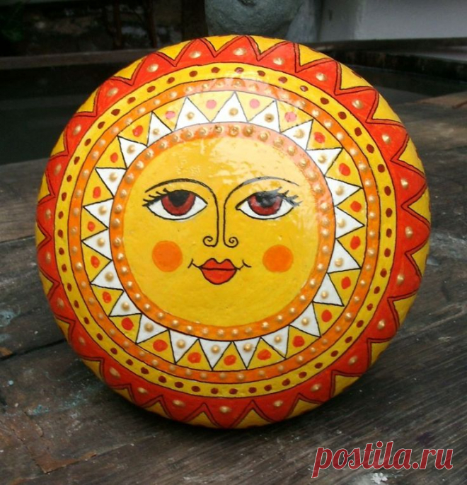Sun painted stone | Cute rocks!! | Раскрашенные Камни, Солнце и Камни