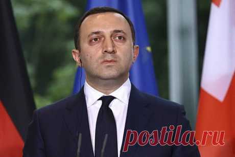 В Грузии назвали стратегическую ошибку Запада. Премьер-министр Грузии Ираклий Гарибашвили заявил, что отказ предоставить стране статус кандидата в члены Евросоюза станет стратегической ошибкой для стран Запада. По его мнению, это не входит ни в интересы западных стран, ни в интересы Грузии. Он напомнил, что статус страны является поводом для поляризации общества.