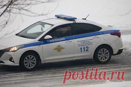 В Петербурге приехавший с СВО врач пожаловался на песню Сердючки в магазине. В Санкт-Петербурге приехавший в отпуск со специальной военной операции врач возмутился песней «Ще не вмерла Украина» украинского артиста Андрея Данилко, выступающего под псевдонимом Верка Сердючка, которую включили в магазине «Галамарт». Полиция города начала проверку по факту произошедшего.