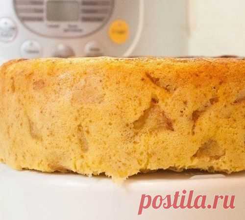 Пышная шарлотка с яблоками в мультиварке.