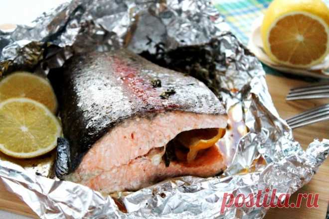 Лосось в духовке в фольге запеченный рецепт с фото - 1000.menu