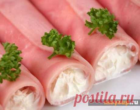 Пикантные и такие разные … салаты с сыром и чесноком