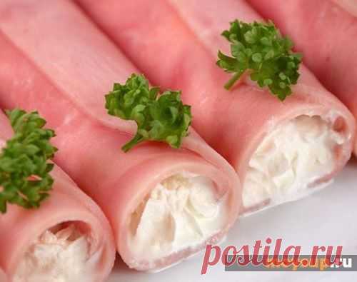 Пикантные и такие разные … салаты с сыром и чесноком