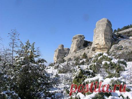 Сфинксы Долины Чурук-Су над Бахчисараем.