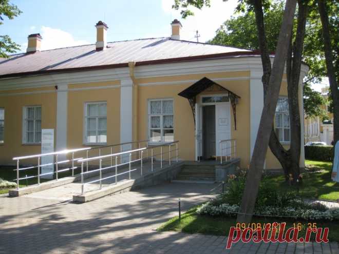 Моя поездка в Петродворец.